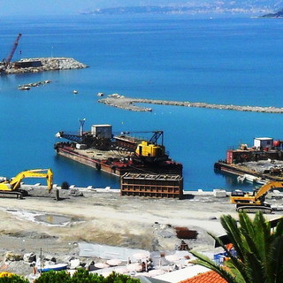 Ventimiglia: avvocato incaricato dall'Amministrazione per la questione 'Cala del Forte', in vista la decadenza della concessione? Ventimiglia: avvocato incaricato dall'Amministrazione per la questione 'Cala del Forte', in vista la decadenza della concessione?