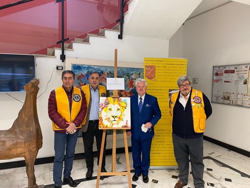 Ventimiglia: fino a venerdì sarà esposta in Comune la tela “Leone che viaggia” arrivata dal Belgio Ventimiglia: fino a venerdì sarà esposta in Comune la tela “Leone che viaggia” arrivata dal Belgio