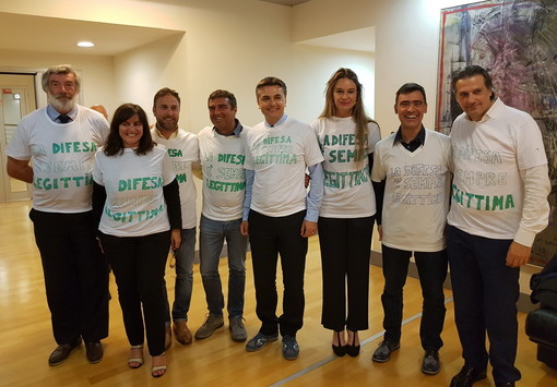 Il Gruppo della Lega Nord in Regione Liguria sulla legittima difesa: soddisfatti dell'approvazione del Disegno di legge Il Gruppo della Lega Nord in Regione Liguria sulla legittima difesa: soddisfatti dell'approvazione del Disegno di legge