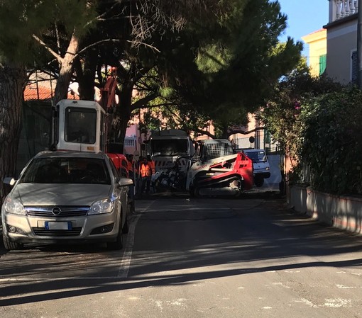 Sanremo: partita la seconda fase del restyling degli asfalti, grande attenzione alle frazioni Sanremo: partita la seconda fase del restyling degli asfalti, grande attenzione alle frazioni