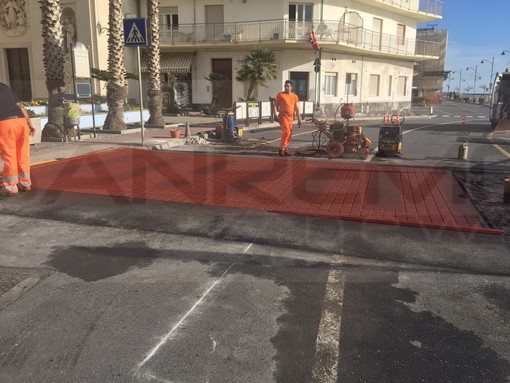 Santo Stefano al Mare: iniziati i lavori per il passaggio pedonale rialzato e piazza Baden Powell (Foto)