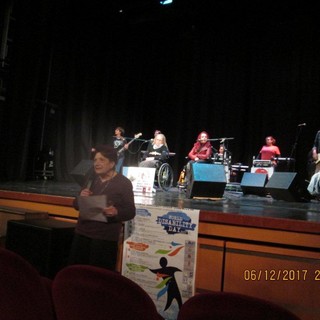 Ventimiglia: grande successo ieri sera al Teatro Comunale per lo spettacolo dei 'Ladri di Carrozzelle' (Foto) Ventimiglia: grande successo ieri sera al Teatro Comunale per lo spettacolo dei 'Ladri di Carrozzelle' (Foto)