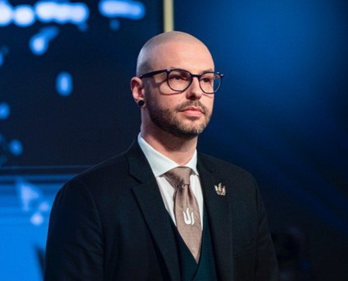 Il sanremese Luca Vivaldi è stato eletto il miglior tournament director del mondo di poker