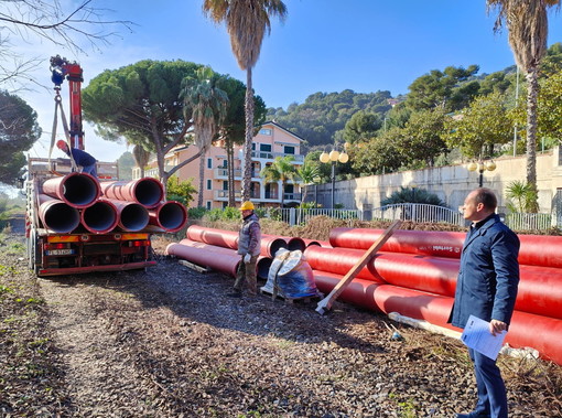 Ad Andora posa delle condotte dell’acquedotto per il collegamento con il nuovo Roya, seguiranno Cervo e San Bartolomeo Ad Andora posa delle condotte dell’acquedotto per il collegamento con il nuovo Roya, seguiranno Cervo e San Bartolomeo