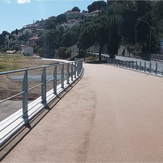 San Bartolomeo al Mare: mercoledì prossimo convegno su ‘La Pista Ciclabile del Golfo Dianese, da quota zero a quota mille’ San Bartolomeo al Mare: mercoledì prossimo convegno su ‘La Pista Ciclabile del Golfo Dianese, da quota zero a quota mille’