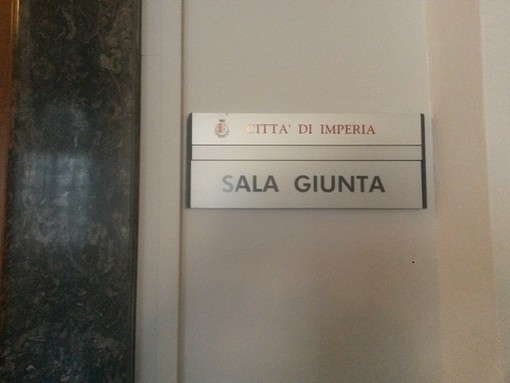 Imperia: il Sindaco incontra i Consiglieri Comunali di maggioranza, si apre la crisi politica