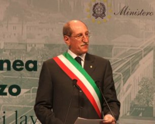 Imperia: il sindaco Sappa vicino al dolore degli abruzzesi Imperia: il sindaco Sappa vicino al dolore degli abruzzesi