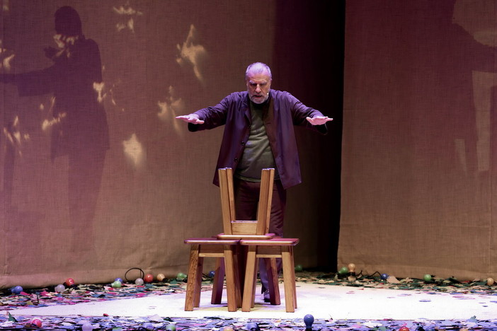 Ugo Dighero in 'Lu Santo Jullare Francesco' al Teatro Golzi di Bordighera