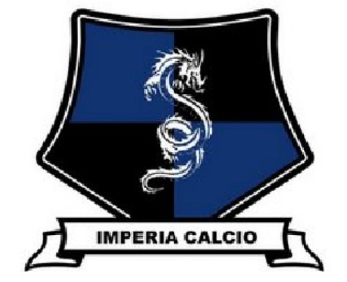 Doppietta di Iannolo, l'Imperia batte la Loanesi nel "Roi" all'Ellena. Doppietta di Iannolo, l'Imperia batte la Loanesi nel "Roi" all'Ellena.