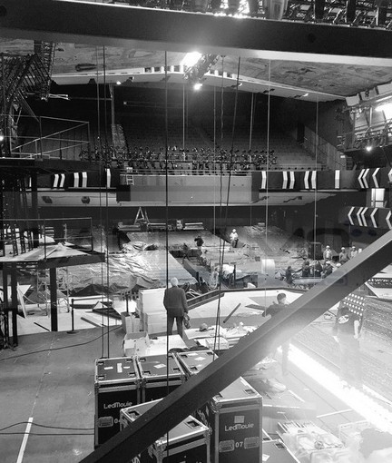 #Festival di Sanremo: 'lavori in corso' al teatro Ariston per la costruzione della scenografia del Festival (Foto)