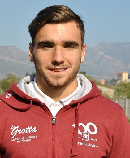 Calciomercato Eccellenza. Ventimiglia, rinnovato il prestito di Lorenzo Serra Calciomercato Eccellenza. Ventimiglia, rinnovato il prestito di Lorenzo Serra
