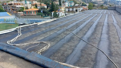 Sanremo: proseguono senza sosta i lavori di ristrutturazione della tribuna allo stadio 'Comunale' (Foto)