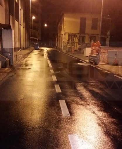 Sanremo: pioggia forte per tutta la serata, annullato il lavaggio strade in via Galileo Galilei Sanremo: pioggia forte per tutta la serata, annullato il lavaggio strade in via Galileo Galilei