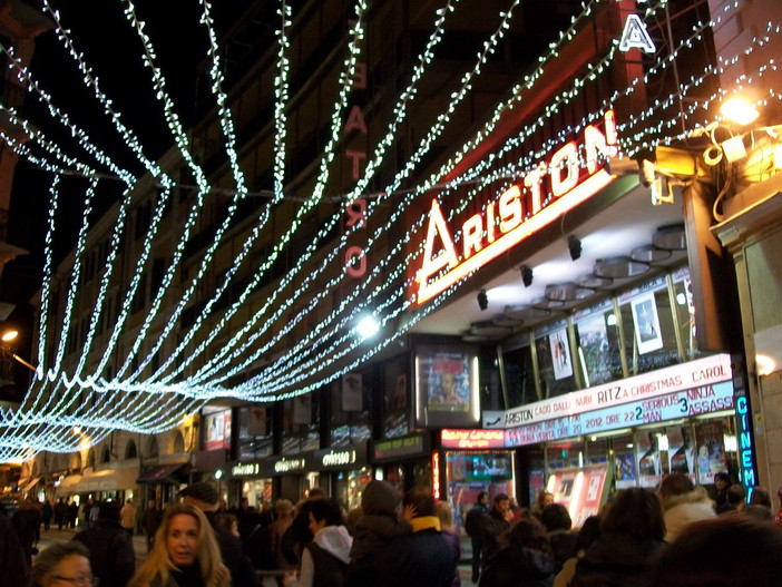Sanremo: i commercianti si auto-tassano per 'allargare' le luminarie anche alle zone periferiche