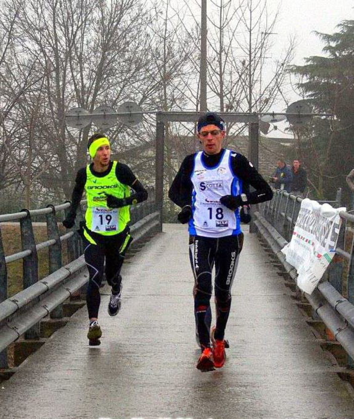 Vittoria di Lorenzo Trincheri nella 3a 'Maratona della Pace' di Ravenna
