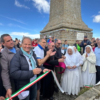 Monte Saccarello: l'assessore Lombardi celebra il "meraviglioso luogo" intitolato al Beato Tommaso Reggio Monte Saccarello: l'assessore Lombardi celebra il "meraviglioso luogo" intitolato al Beato Tommaso Reggio