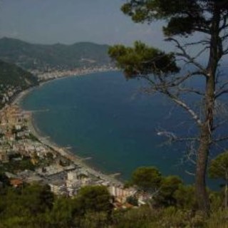 Laigueglia, perla della riviera savonese e di ponente nel racconto del lettore Pierluigi Casalino