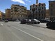 Un tratto di piazza Eroi senza 'panettoni'