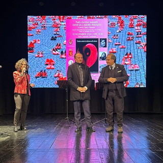 Ventimiglia, Luca Lombardi al reading 'Dove va l’Amore perduto' per la Giornata contro la violenza sulle donne