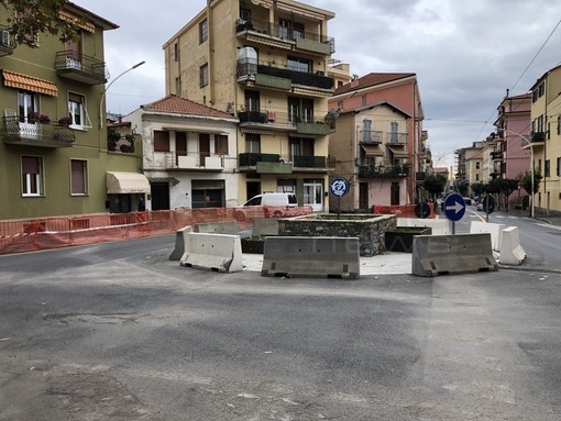Taggia: via ai lavori in piazzetta Garibaldi, la parola fine sul restyling iniziato nel 2019