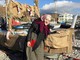 “Sbarco della Befana” a Vallecrosia, la ‘vecchierella’ porta dolci e doni ai bimbi (Foto)