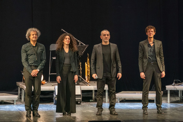 Ventimiglia: prima nazionale de "La palestra di Platone" con Simone Regazzoni l'8 luglio al Teatro Romano Ventimiglia: prima nazionale de "La palestra di Platone" con Simone Regazzoni l'8 luglio al Teatro Romano