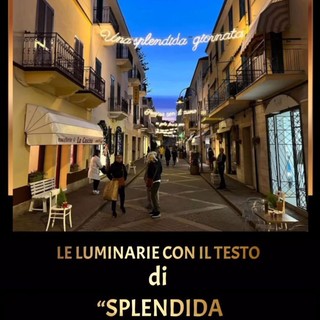 Taggia: le splendide luci natalizie catturano l'occhio di Vasco Rossi, il cantante apprezza su Instagram Taggia: le splendide luci natalizie catturano l'occhio di Vasco Rossi, il cantante apprezza su Instagram