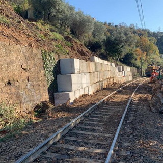 Spostamento a monte della ferrovia tra Andora e Finale, il 'Gruppo di informazione Non perdiamo il Treno': "Come impatterà sull'economia?"