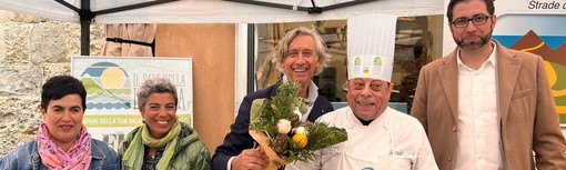 Laboratori del gusto delle antiche vie del sale: cucina senza fornelli, bouquet ai carciofi e sale ligure protagonisti fior d’albenga