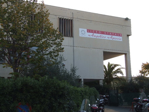 Ventimiglia: sabato prossimo l'appuntamento con l'Open Day al Liceo Aprosio con le 'porte aperte' Ventimiglia: sabato prossimo l'appuntamento con l'Open Day al Liceo Aprosio con le 'porte aperte'