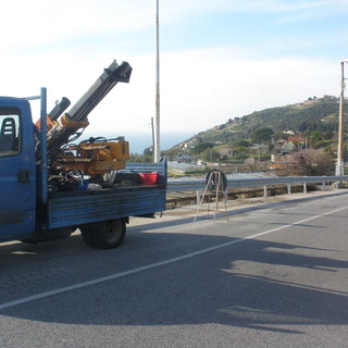 Il nuovo guard rail di via Padre Semeria