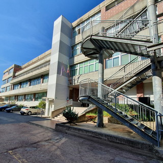 Imperia: la scuola non va in vacanza, il Liceo Viesseux fa scattare il 'Piano Estate 2021' Imperia: la scuola non va in vacanza, il Liceo Viesseux fa scattare il 'Piano Estate 2021'