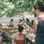 Sanremo, Libra Book Club chiude la stagione con un picnic letterario a San Romolo tra libri, natura e condivisione Sanremo, Libra Book Club chiude la stagione con un picnic letterario a San Romolo tra libri, natura e condivisione