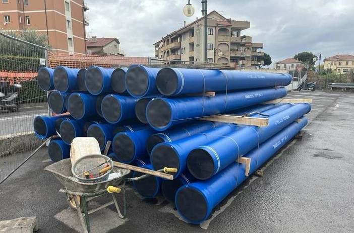 Al via i lavori di collegamento tra l’acquedotto di Camporosso e la condotta del Roya: cambia la viabilità in via I Maggio Al via i lavori di collegamento tra l’acquedotto di Camporosso e la condotta del Roya: cambia la viabilità in via I Maggio