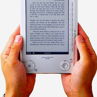 Regione: approvati questa mattina i primi articoli della proposta PDL per i libri di testo elettronici