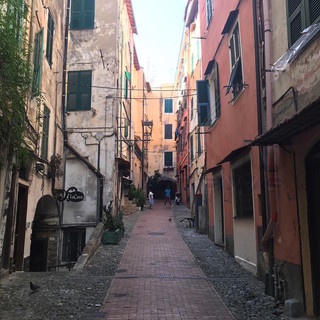 Sanremo: causa allerta di domani, annullato percorso guidato nella Pigna con animazioni teatrali in dialetto