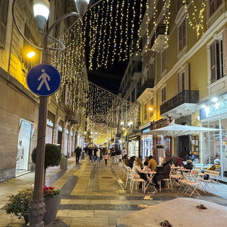 Sanremo in festa: da oggi la città si anima dopo il Natale tranquillo, sold out negli hotel e città in festa per il Capodanno 2026