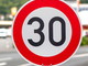 Taggia: strada dissestata e rischi soprattutto per le due ruote, limite di velocità a 30 km/h in via Morene