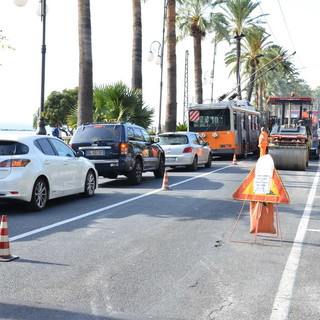 Sanremo: al via questa mattina i lavori di asfaltatura in corso Imperatrice, si va fino a venerdì