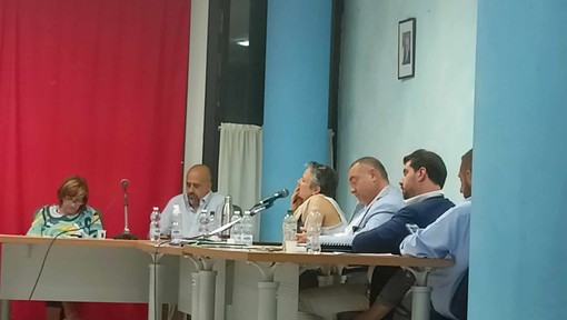 Vallecrosia, Rondelli: "Interventi per la prevenzione del randagismo e per la spiaggia dedicata agli animali"