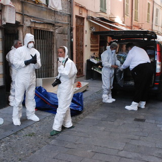 Sanremo: donna di 53 anni trovata morta in avanzato stato di decomposizione, indagini della Polizia