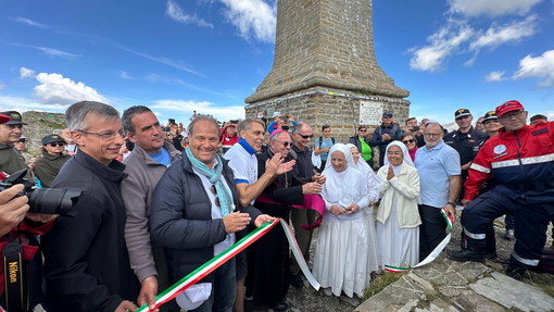 Monte Saccarello: l'assessore Lombardi celebra il "meraviglioso luogo" intitolato al Beato Tommaso Reggio Monte Saccarello: l'assessore Lombardi celebra il "meraviglioso luogo" intitolato al Beato Tommaso Reggio