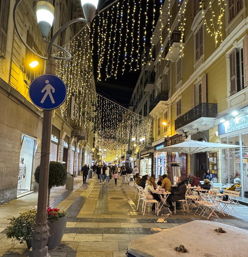 Sanremo in festa: da oggi la città si anima dopo il Natale tranquillo, sold out negli hotel e città in festa per il Capodanno 2026