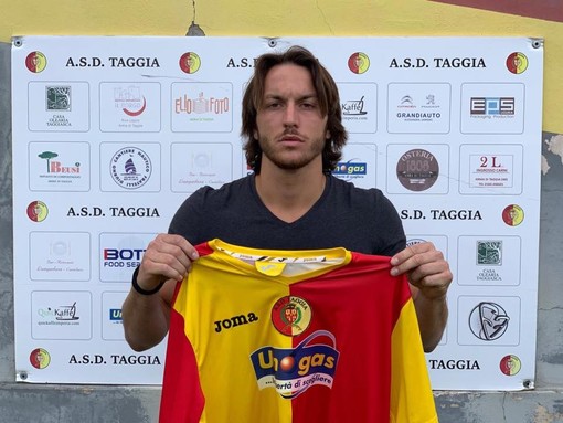 Luca Gambacorta, prima stagione con il Taggia e una rete in giallorosso
