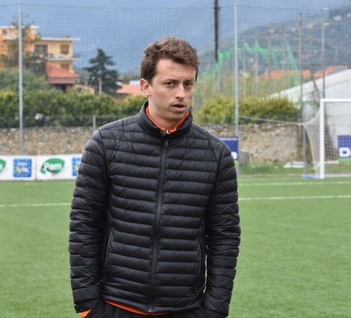 Calcio giovanile. Ospedaletti, grande traguardo per il giovane allenatore Luca Oneglio che guiderà la Sampdoria Under 10: &quot;Una grande soddisfazione, grazie a chi ha creduto in me&quot;
