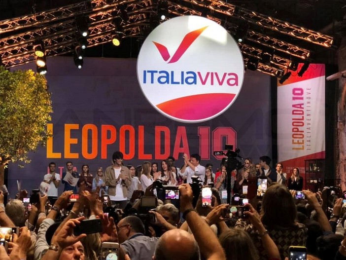 Il Sindaco di Terzorio Valerio Ferrari rientra dalla 'Leopolda 10': "E' stata la più partecipata di sempre" (Foto e Video)