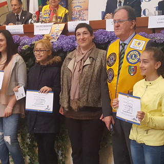 Veronica Paner, allieva della media I.Calvino di Sanremo, premiata al Lionsday a Mondovì, padrino il club Sanremo Matutia
