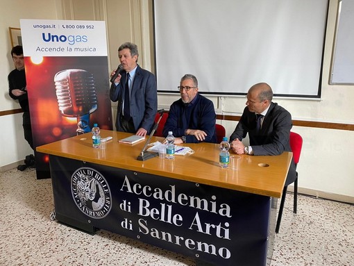 A pochi giorni da 'Sanremo Giovani' il manager dello spettacolo Lucio Presta ha incontrato gli studenti dell'Accademia di Belle Arti (Video)