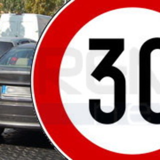 Sicurezza pedoni e ciclisti: scatta il limite di 30 km all'ora sul lungomare di Ventimiglia, ecco l'ordinanza
