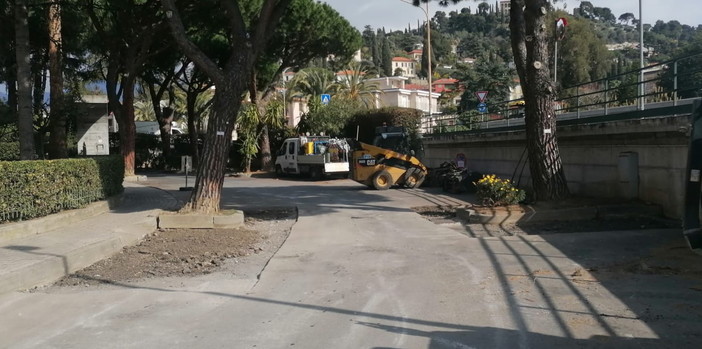 Bordighera: prosegue il piano asfalti del Comune, lavori sia questa settimana che la prossima Bordighera: prosegue il piano asfalti del Comune, lavori sia questa settimana che la prossima